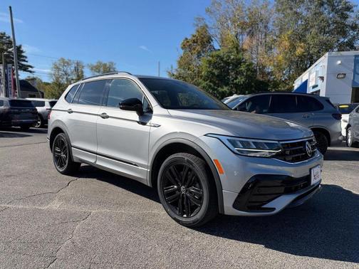 2022 Volkswagen Tiguan 2.0T SE R-Line Black 4MOTION