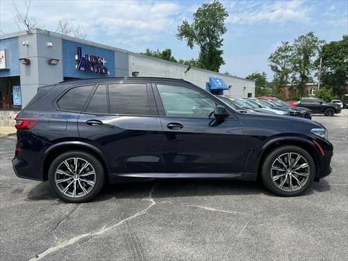 2020 BMW X5 M50i