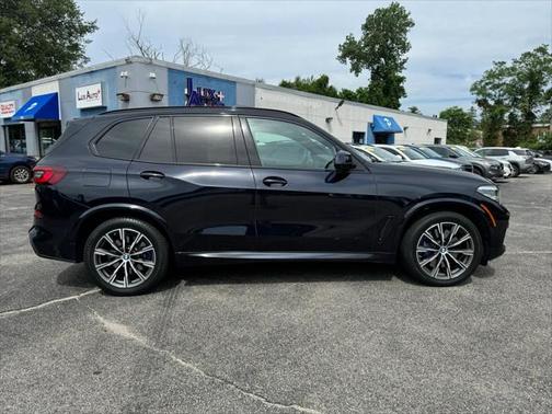 2020 BMW X5 M50i