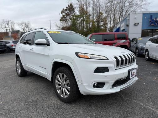 2016 Jeep Cherokee Overland