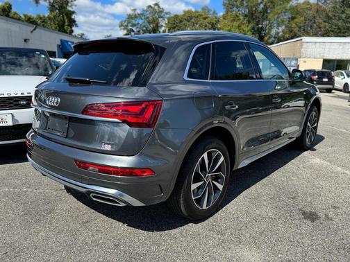 2022 Audi Q5 45 S line Premium Plus