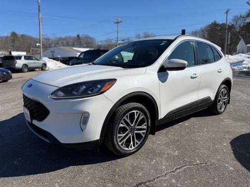 2020 Ford Escape SEL