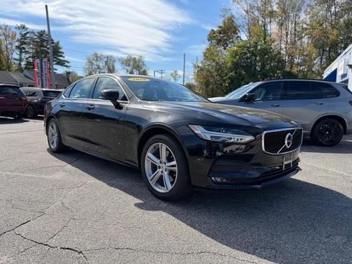2019 Volvo S90 T5 Momentum