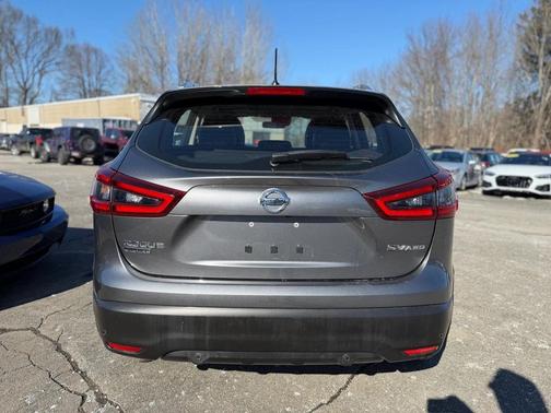 2020 Nissan Rogue Sport SV