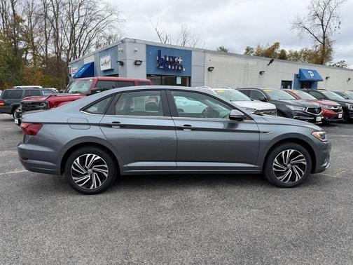 2021 Volkswagen Jetta 1.4T SEL Premium