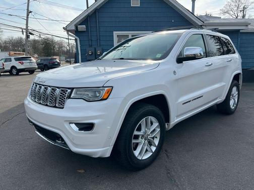 Bright White Clearcoat 2018 Jeep Grand Cherokee Overland