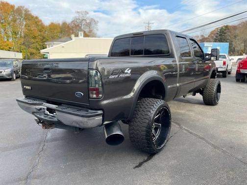 2005 Ford F-250 Lariat