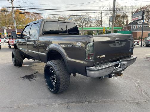 2005 Ford F-250 Lariat