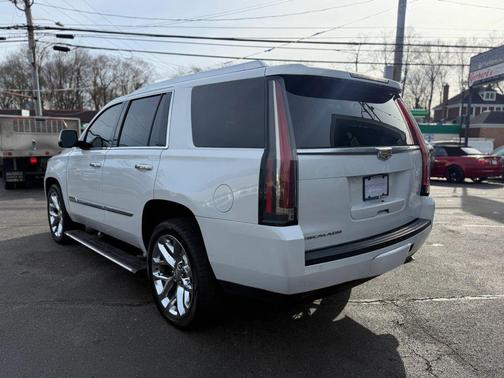 2016 Cadillac Escalade Premium