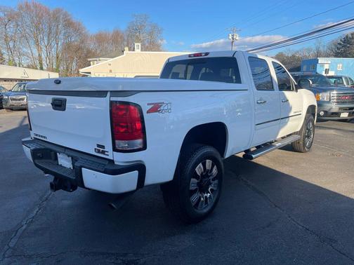 2011 GMC Sierra 2500 Denali
