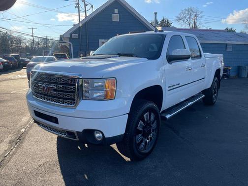2011 GMC Sierra 2500 Denali