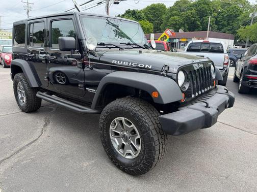 Black Clearcoat 2013 Jeep Wrangler Unlimited Rubicon