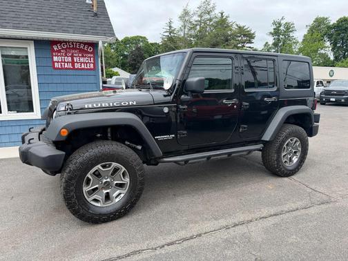Black Clearcoat 2013 Jeep Wrangler Unlimited Rubicon