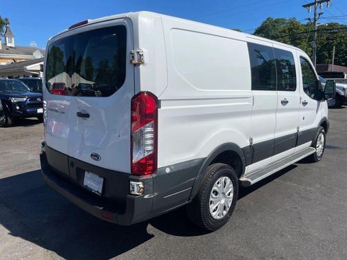 Oxford White 2018 Ford Transit-250 Base