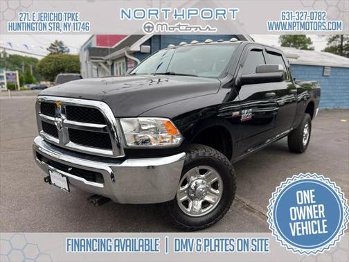 2017 RAM 3500 Tradesman Crew Cab 4x4 6'4' Box