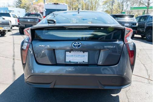 2016 Toyota Prius Four Touring