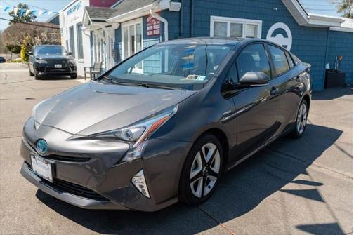 2016 Toyota Prius Four Touring