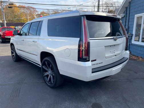 2015 Cadillac Escalade ESV Sport