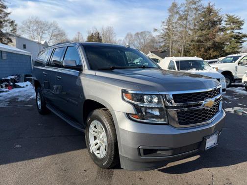 2018 Chevrolet Suburban LS
