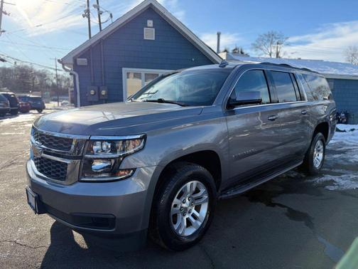 2018 Chevrolet Suburban LS