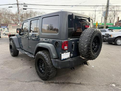 2016 Jeep Wrangler Unlimited Sport