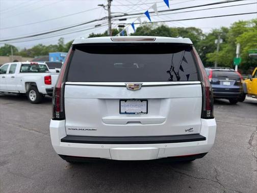 2016 Cadillac Escalade Sport