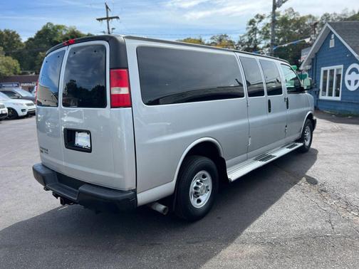 2013 Chevrolet Express 3500 LS
