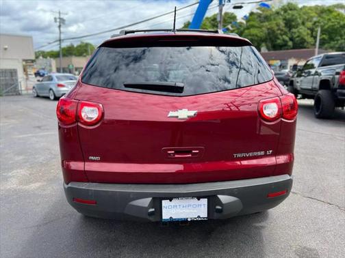 2011 Chevrolet Traverse 2LT