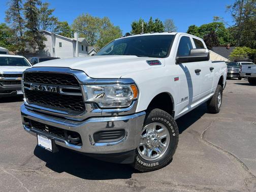 Bright White Clearcoat 2019 RAM 2500 Tradesman Crew Cab 4x4 6'4' Box