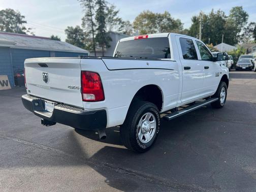 2018 RAM 2500 Tradesman Crew Cab 4x4 6'4' Box