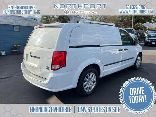 2014 RAM Cargo Tradesman