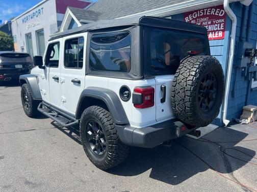 2018 Jeep Wrangler Unlimited Sport