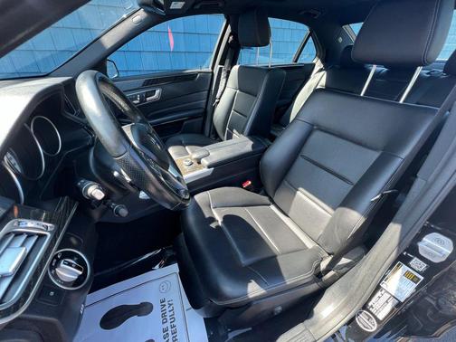 2016 Mercedes-Benz E-Class E 350 4MATIC Sedan 4D