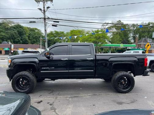 2015 GMC Sierra 2500 Denali