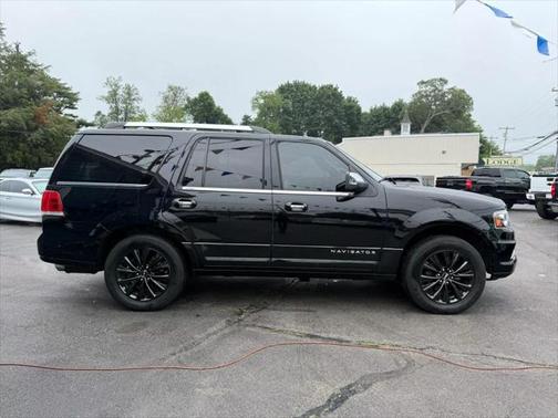 2016 Lincoln Navigator Select