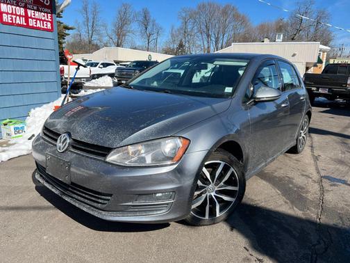 2015 Volkswagen Golf Auto TSI SE