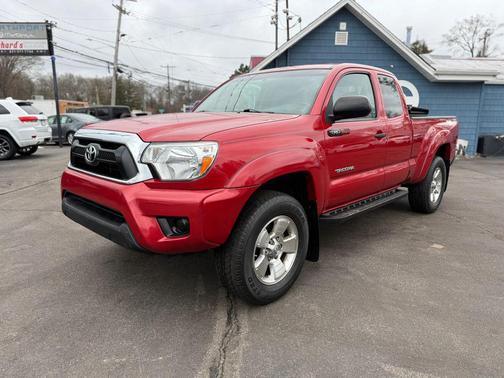2014 Toyota Tacoma Base