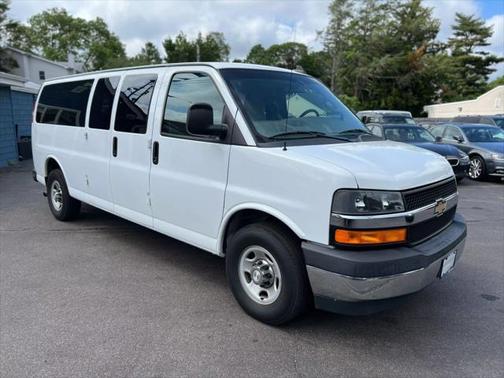 2017 Chevrolet Express 3500 LT