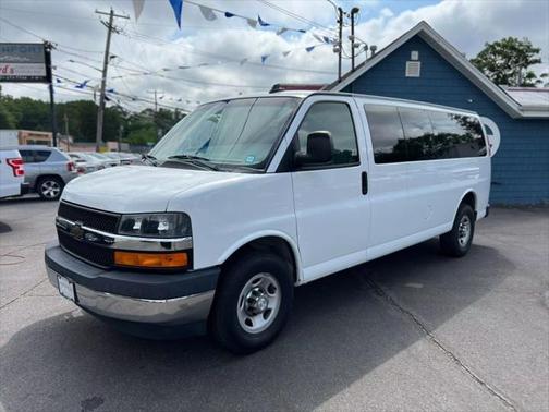 2017 Chevrolet Express 3500 LT