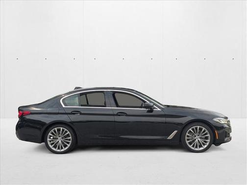 2022 BMW 530 i xDrive