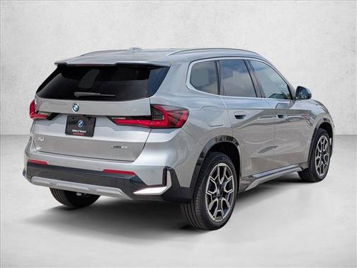 Space Silver Metallic 2026 BMW X1 xDrive28i