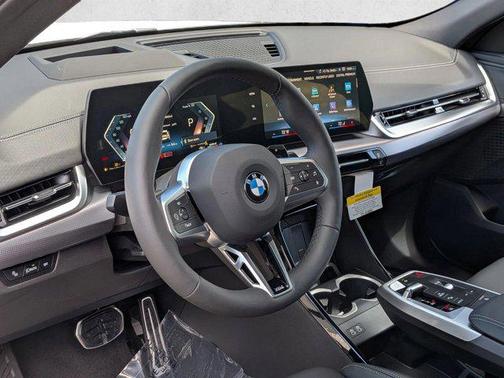 Alpine White 2026 BMW X2 xDrive28i