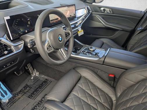 2026 BMW X5 M60i