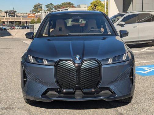 2026 BMW iX xDrive45