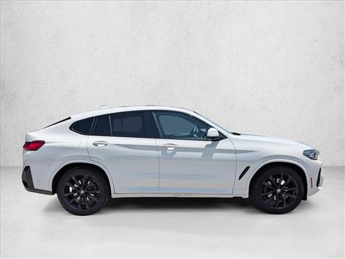 Alpine White 2023 BMW X4 xDrive30i