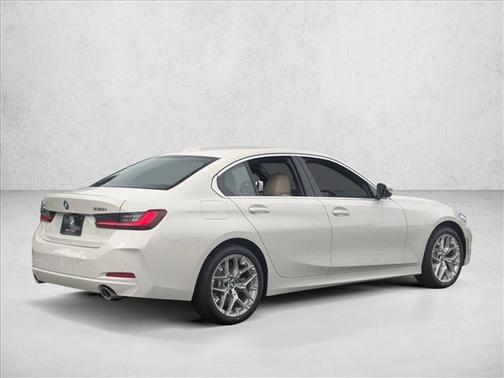 2025 BMW 330 i xDrive
