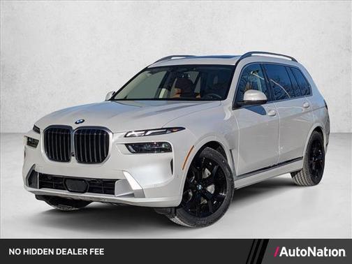 Mineral White Metallic 2026 BMW X7 xDrive40i