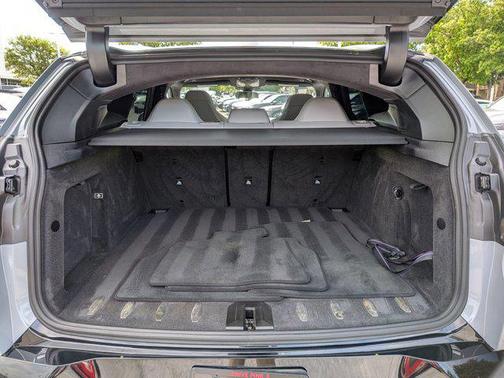 Brooklyn Grey Metallic 2026 BMW XM Label