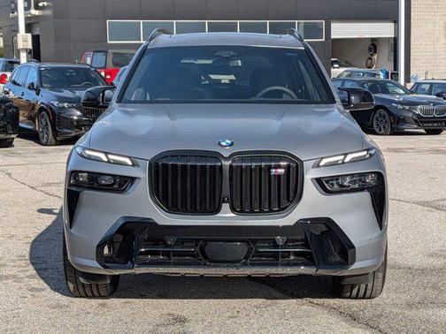 2026 BMW X7 M60i