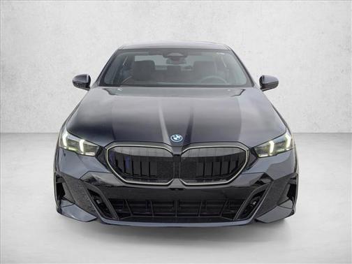 2026 BMW 550e xDrive